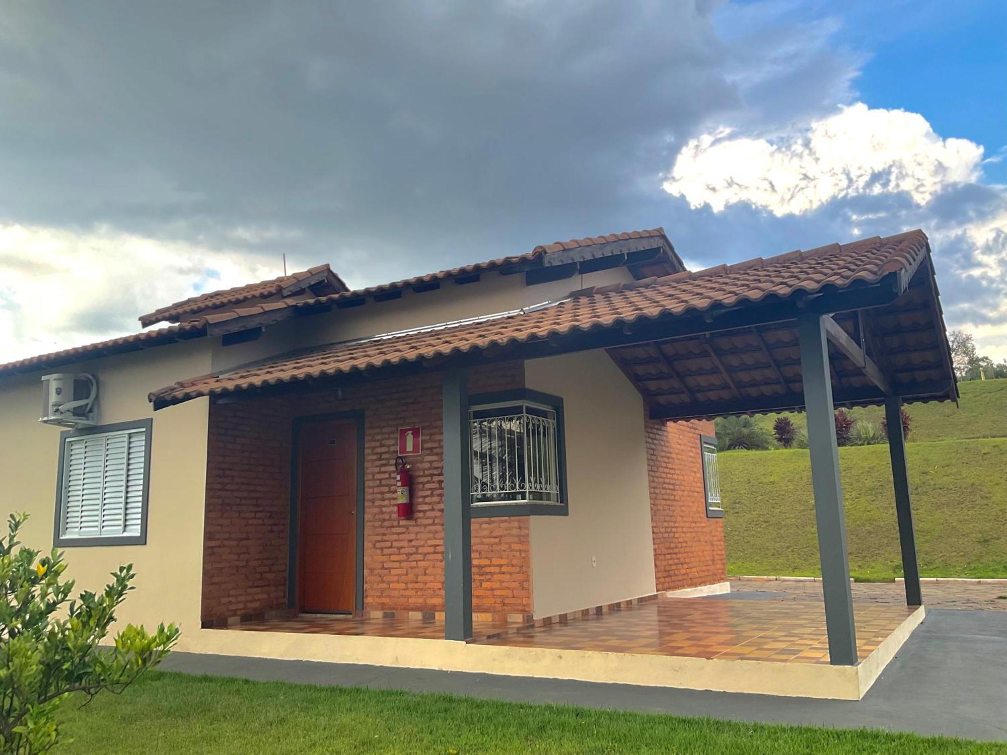 Pousada Dona Tereza Guape Bagian luar foto